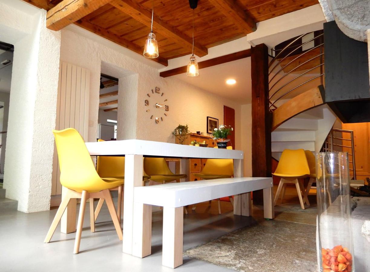Chambres D'Hotes T'22 Fleurier Luaran gambar