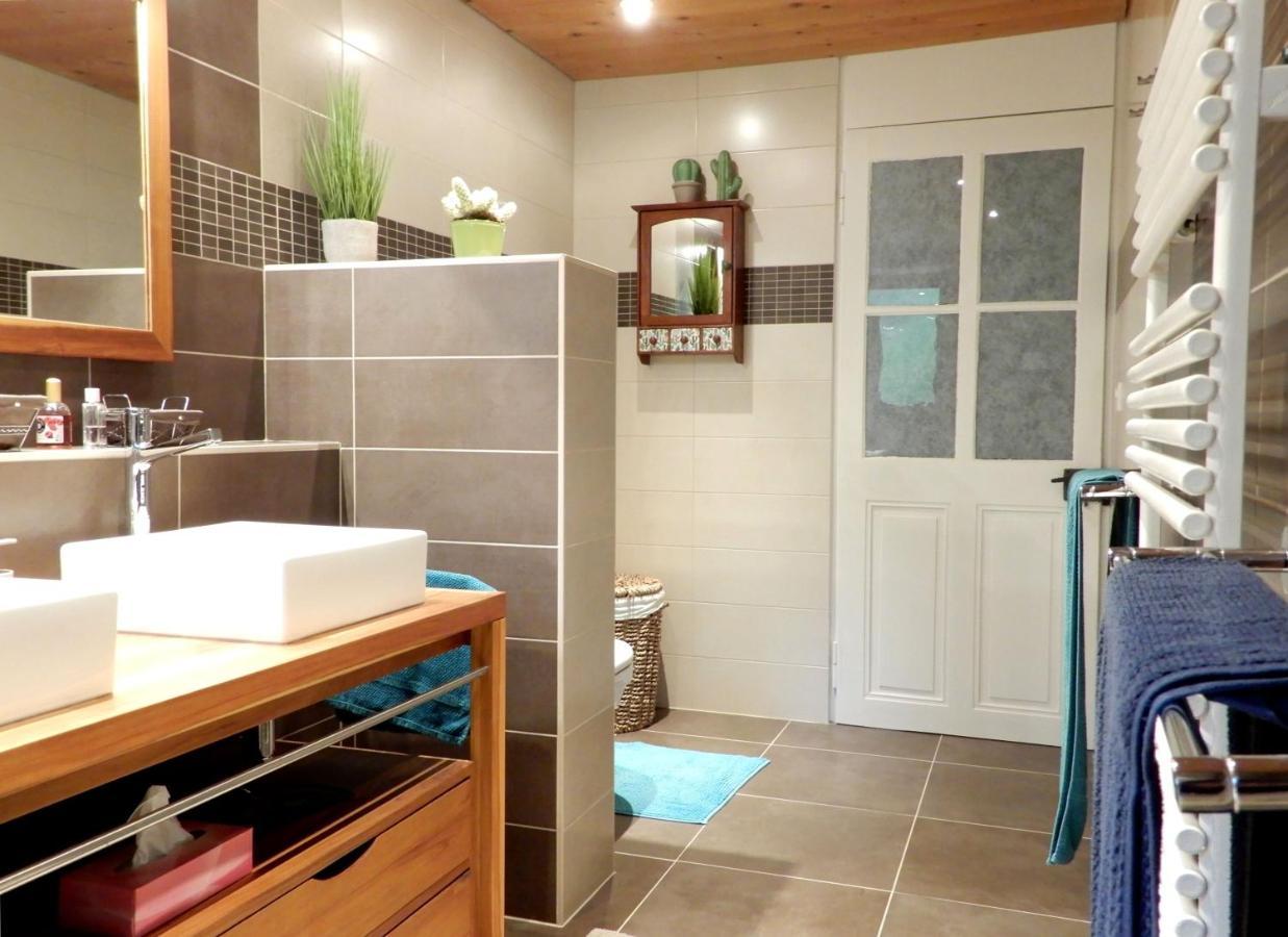 Chambres D'Hotes T'22 Fleurier Luaran gambar